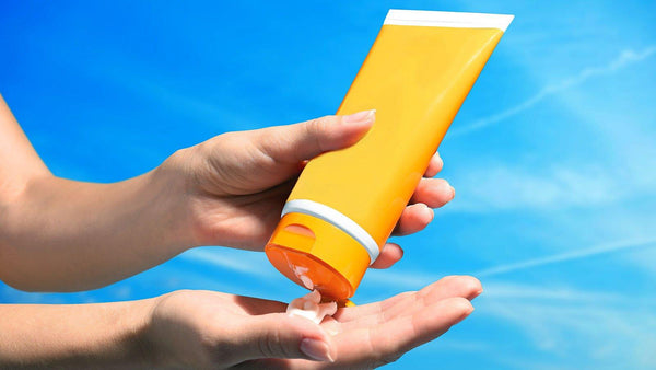 Sunscreen & skin cancer - Dermal Therapy™   {{ product.product_type }}